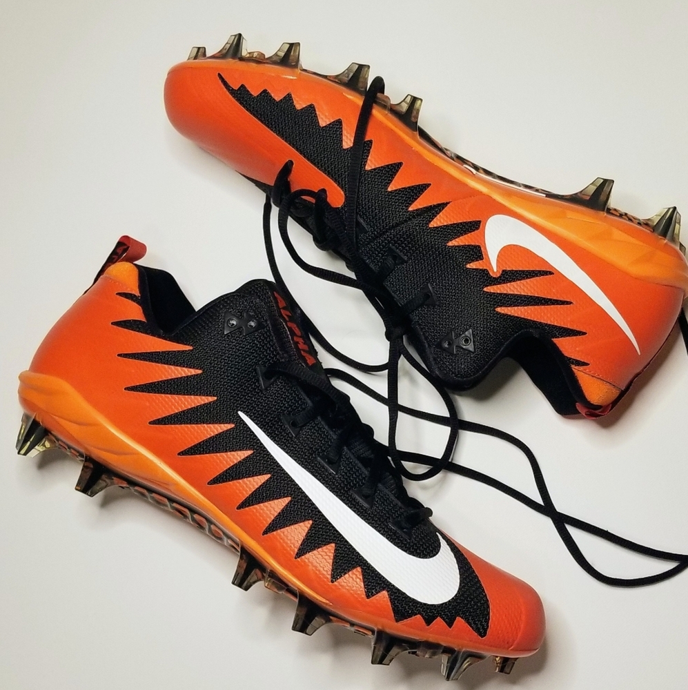 🆕️ NIKE Alpha Menace Pro Low TD Football Cleats